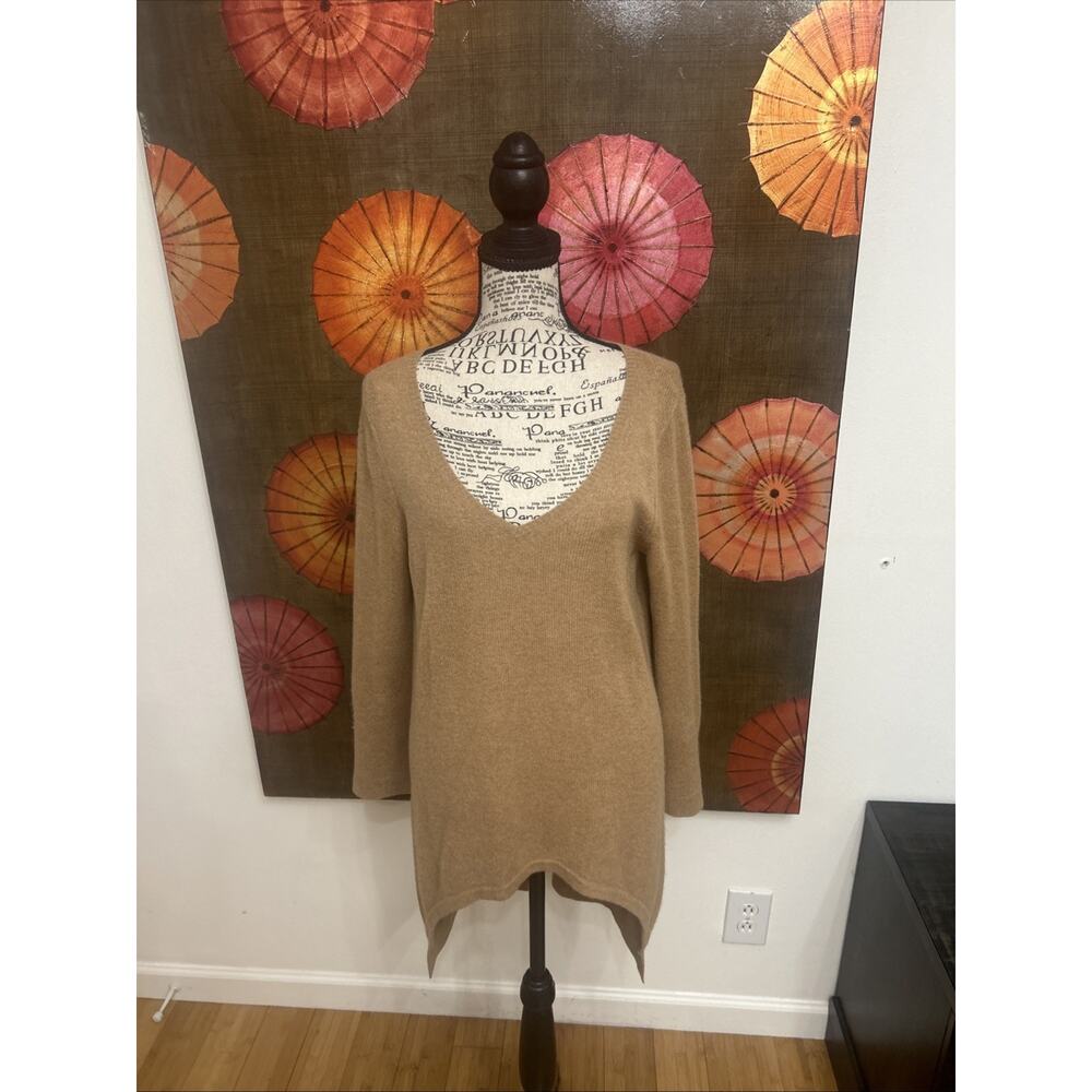 Claudia Nichole 100% Cashmere Oversized V-Neck Sweater Camel Luxe XS (Fits S)